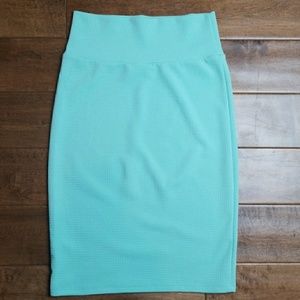 XS Lularoe Cassie